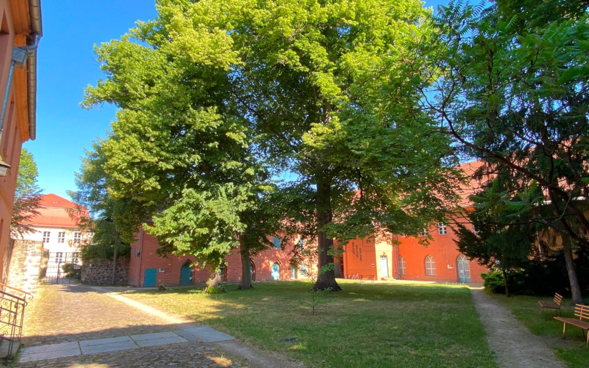 Kloster Zehdenick Innenhof, Foto: Elisabeth Kluge, Lizenz: Tourist-Information Zehdenick